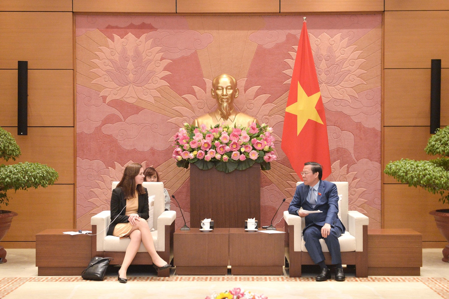 Chủ nhiệm Ủy ban Kinh tế và Tài chính Phan Văn Mãi tiếp Chủ nhiệm Ủy ban Kinh tế và Thương mại, Quốc hội Đan Mạch Louise Schack Elholm