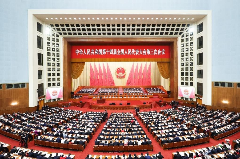 Phiên khai mạc kỳ họp thứ ba của Đại hội đại biểu nhân dân toàn quốc (NPC) Khóa 14 được tổ chức tại Đại lễ đường Nhân dân ở Bắc Kinh, Trung Quốc, ngày 5.3. Ảnh: Tân Hoa Xã