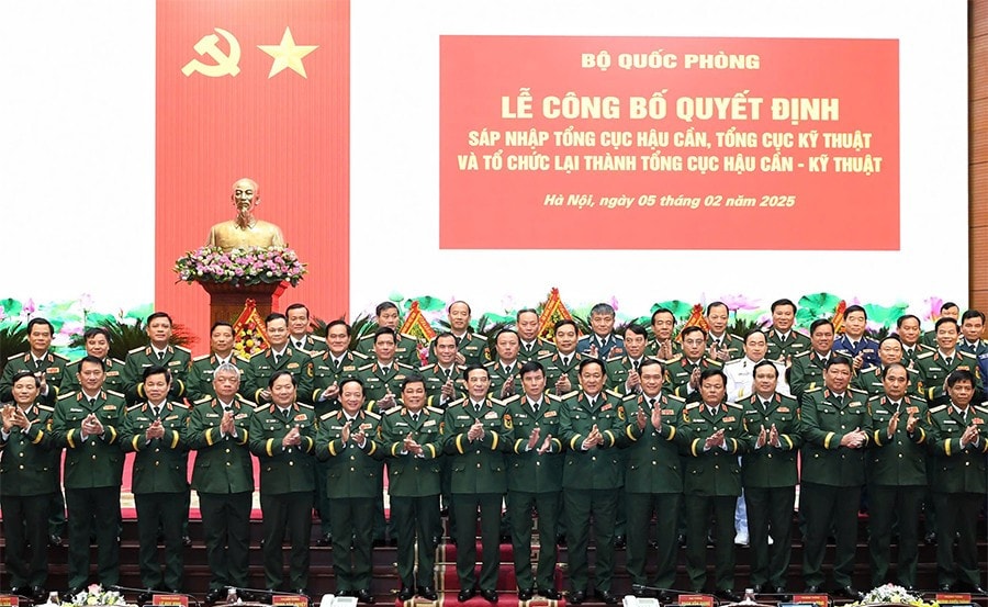4-7630.jpg