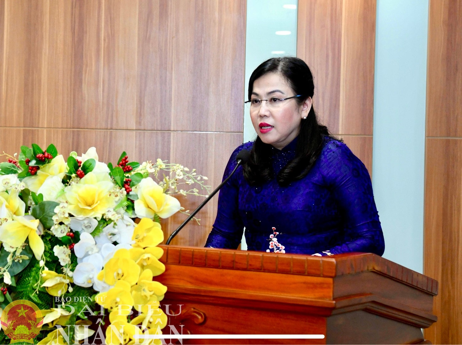 Chủ nhiệm Ủy ban Công tác đại biểu, Trưởng Ban Tổ chức Đảng ủy Quốc hội Nguyễn Thanh Hải công bố quyết định. Ảnh: Lâm Hiển
