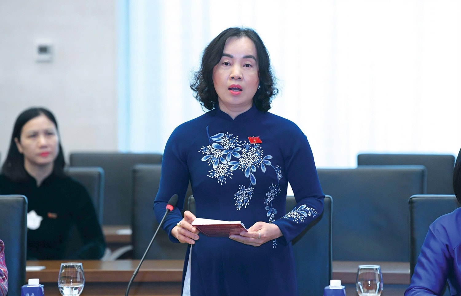 Ủy viên hoạt động chuyên trách tại Ủy ban Khoa học, Công nghệ và Môi trường Nguyễn Thị Kim Anh phát biểu tại cuộc gặp mặt. Ảnh: Lâm Hiển