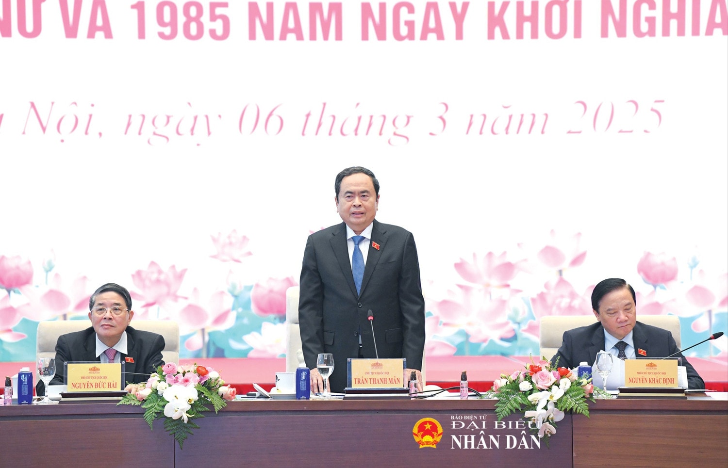 Chủ tịch Quốc hội Trần Thanh Mẫn phát biểu tại cuộc gặp mặt. Ảnh: Lâm Hiển