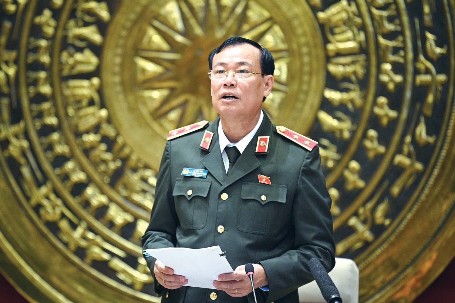 doi-ngoai2.jpg