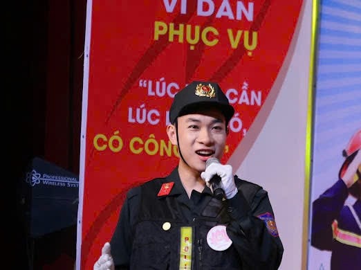 224c8cb078bdc9e390ac-1.jpg