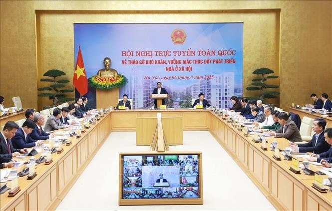 Thủ tướng Phạm Minh Chính chủ trì hội nghị thúc đẩy phát triển nhà ở xã hội. Ảnh: Dương Giang/TTXVN