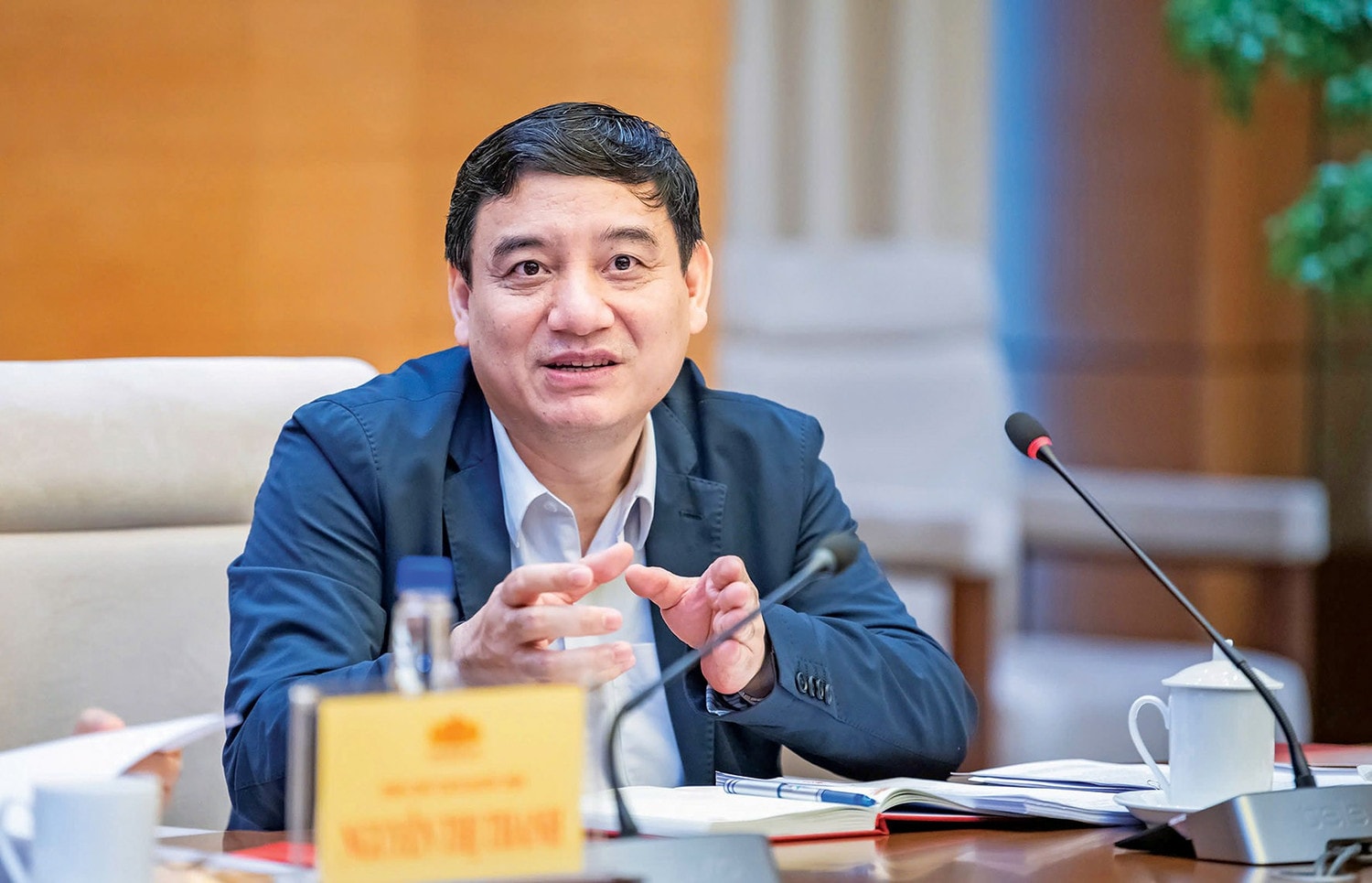 Chủ nhiệm Ủy ban Văn hóa và Xã hội Nguyễn Đắc Vinh phát biểu
