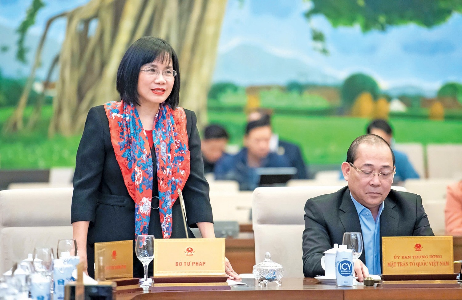 Các đại biểu tham dự phiên họp thứ 41 của UBTVQH. Ảnh: Hồ Long