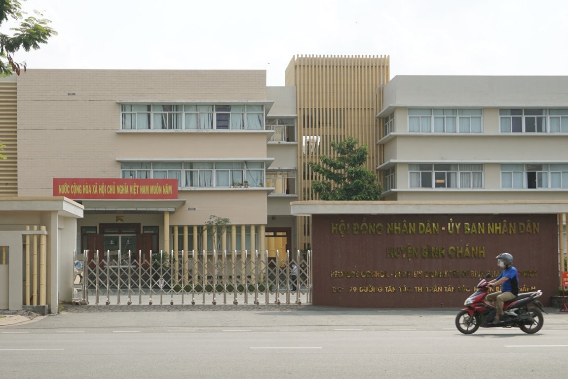 ubnd-huyen-binh-chanh-tphcm.jpg