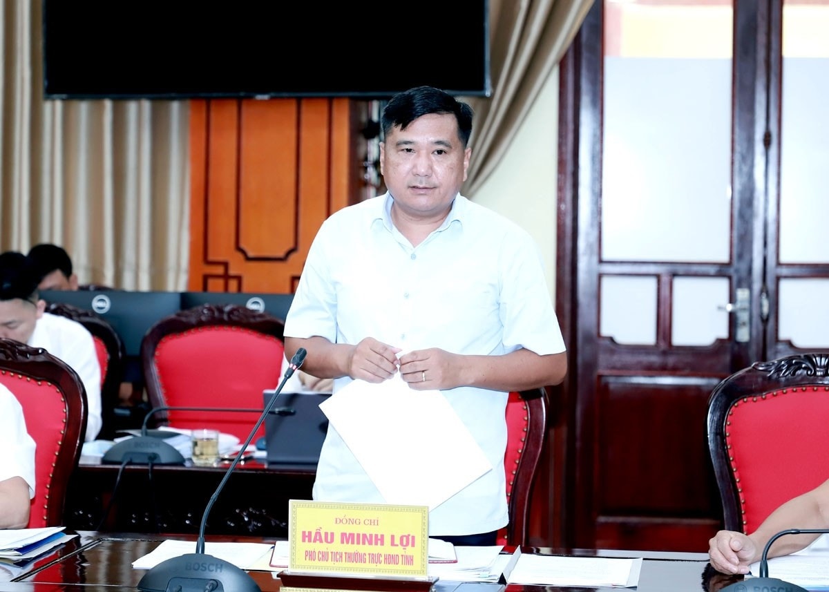 Phó Chủ tịch Thường trực HĐND tỉnh Hà Giang Hầu Minh Lợi phát biểu tại buổi giám sát. Ảnh: Phi Anh