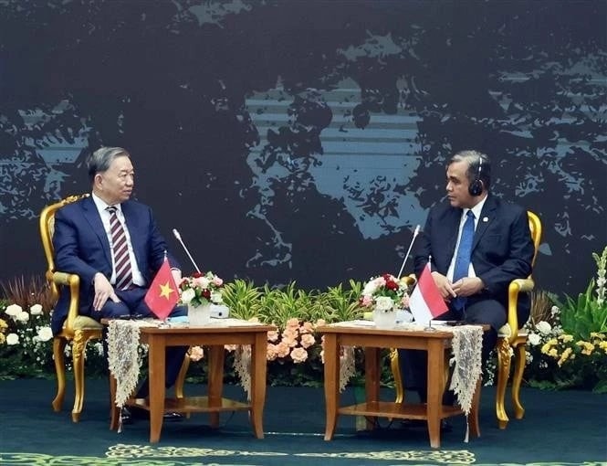General Secretary of the Communist Party of Vietnam (CPV) Central Committee To Lam (left) and Speaker of the People's Consultative Assembly (MPR) of Indonesia Ahmad Muzani. (Photo: VNA) 82d4dc07-982d-4067-83ed-c88b7c575d62.jpg