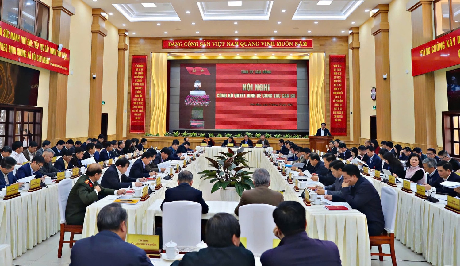 Tỉnh ủy Lâm Đồng tổ chức Hội nghị Tổng kết 7 năm thực hiện Nghị quyết số 18-NQ/TW của BCH Trung ương Khóa XII. Ảnh: N. Hậu