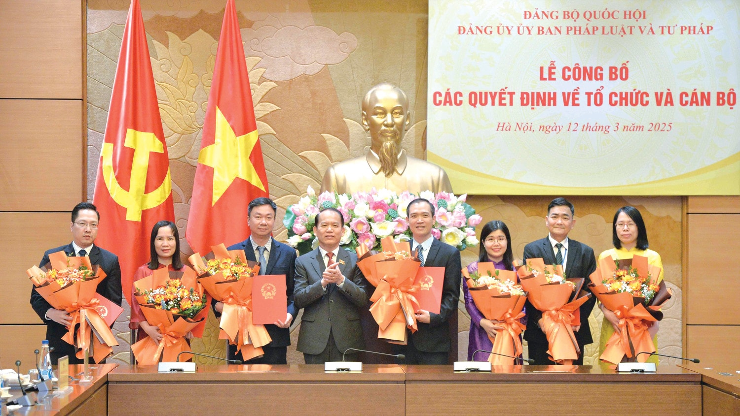 cong-bo-qh13.jpg