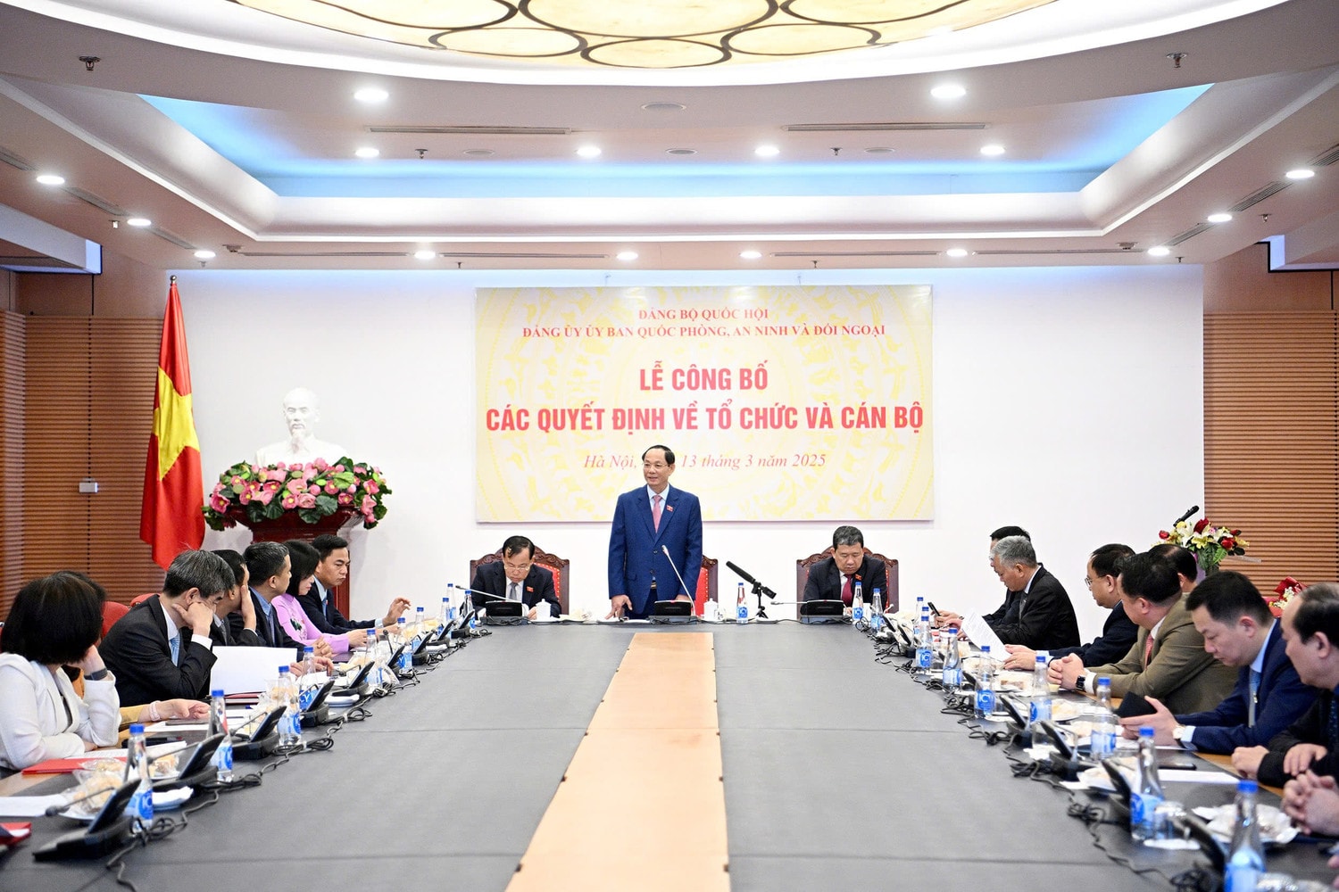 Quang cảnh Lễ Công bố