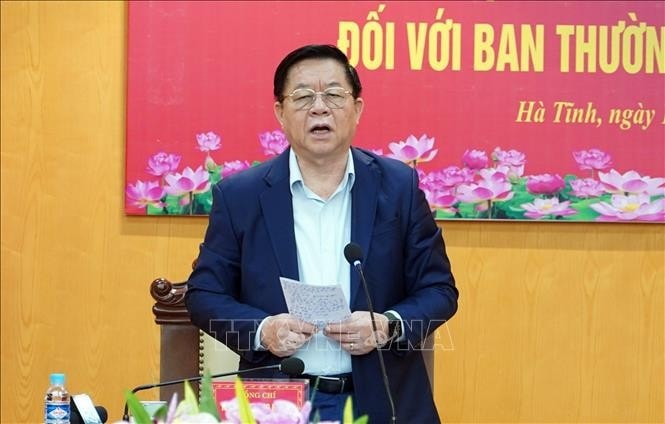 Đồng chí Nguyễn Trọng Nghĩa, Ủy viên Bộ Chính trị, Bí thư Trung ương Đảng, Trưởng Ban Tuyên giáo và Dân vận Trung ương phát biểu tại buổi làm việc.