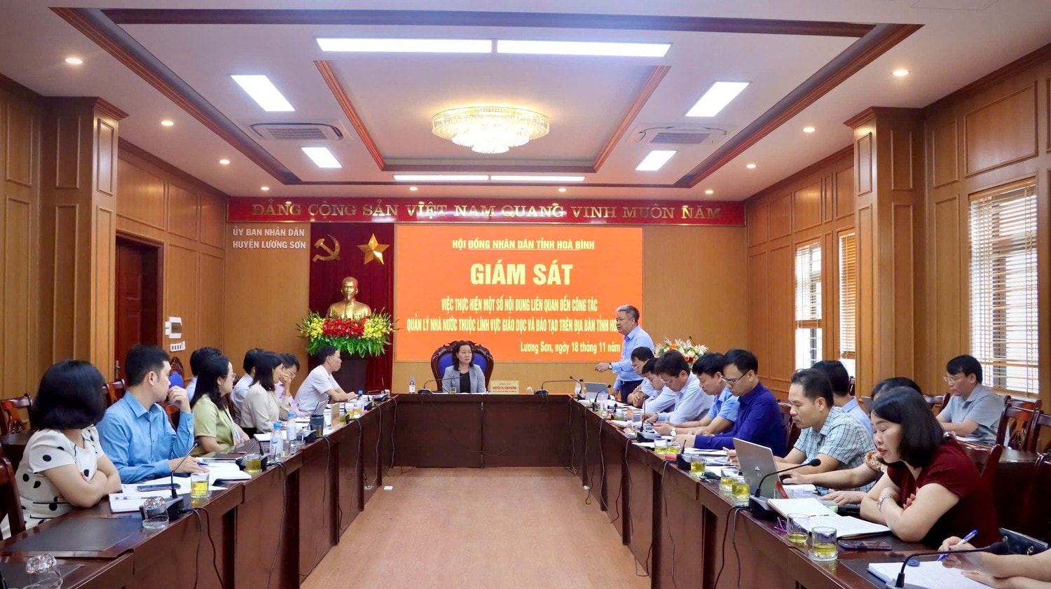 Thường trực HĐND tỉnh giám sát việc thực hiện một số nội dung liên quan đến công tác quản lý nhà nước thuộc lĩnh vực giáo dục và đào tạo trên địa bàn huyện Lương Sơn