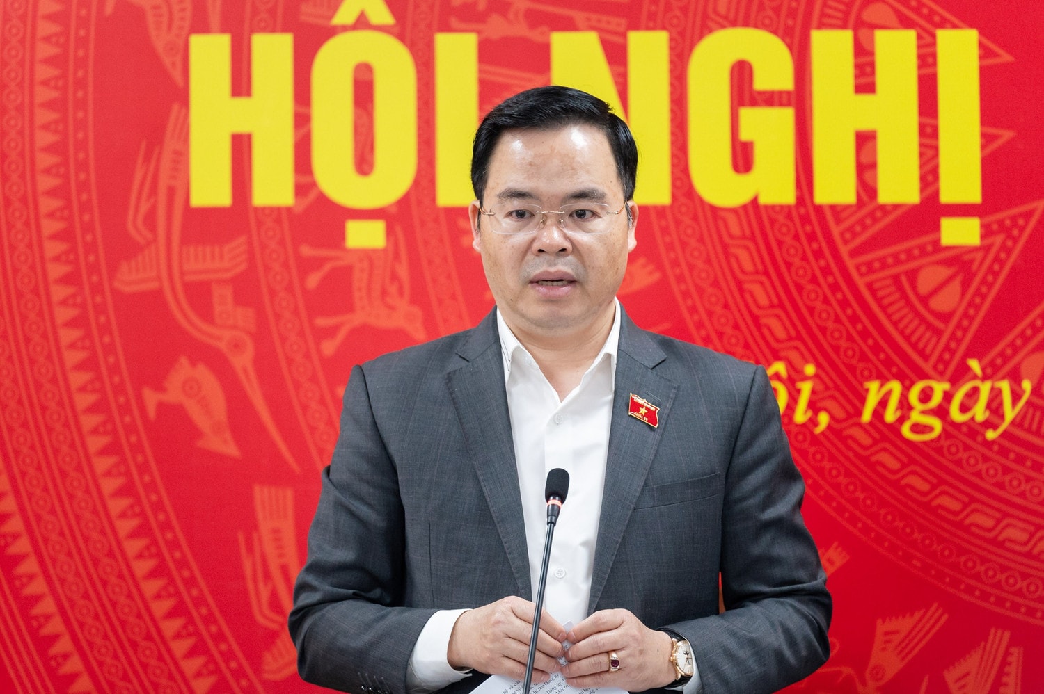 pho-bi-thu-dang-uy-tran-van-khai-phat-bieu.jpg