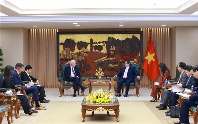 Thủ tướng Phạm Minh Chính tiếp ông Thomas J. Vallely, Cố vấn cấp cao về Việt Nam tại Viện Đông Nam Á thuộc Đại học Columbia (Hoa Kỳ). Ảnh: Dương Giang/TTXVN