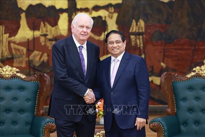 Thủ tướng Phạm Minh Chính tiếp ông Thomas J. Vallely, Cố vấn cấp cao về Việt Nam tại Viện Đông Nam Á thuộc Đại học Columbia (Hoa Kỳ). Ảnh: Dương Giang/TTXVN