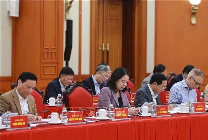 Các đại biểu dự cuộc họp của Tiểu ban Văn kiện Đại hội XIV. Ảnh: Thống Nhất/TTXVN