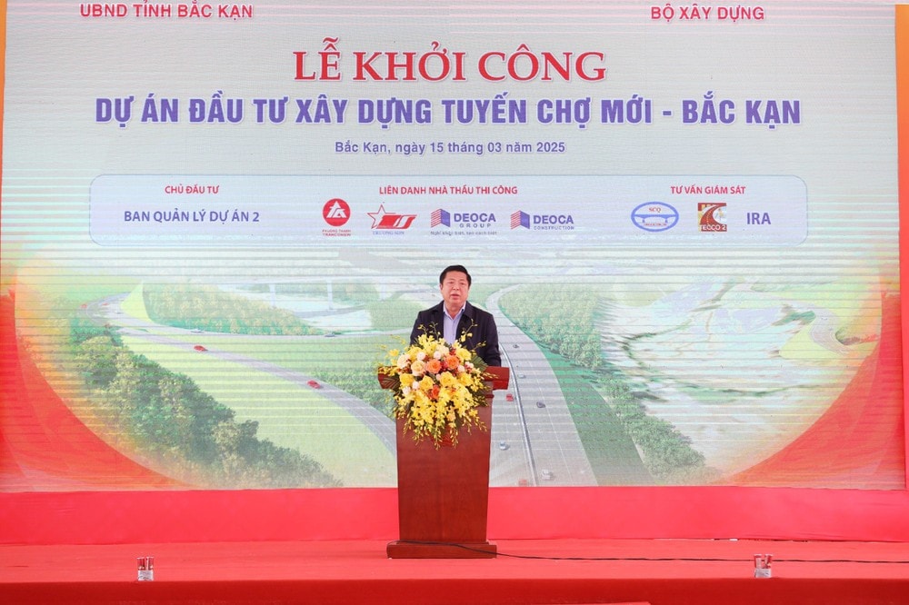 Bộ trưởng Bộ Xây dựng Trần Hồng Minh phát biểu