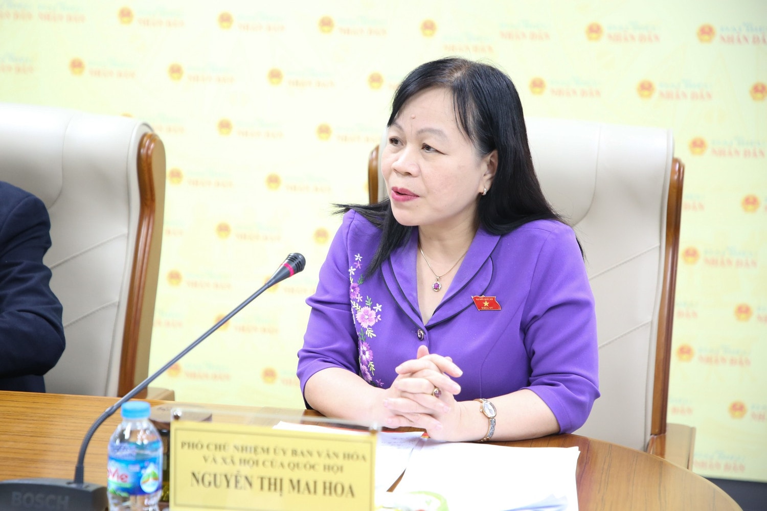 Phó Chủ nhiệm Ủy ban Văn hóa và Xã hội, TS. Nguyễn Thị Mai Hoa chia sẻ tại tọa đàm. Ảnh: Duy Thông