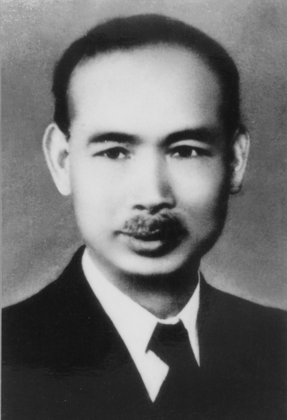 chan-dung-ng-dinh-khanh-1.jpg