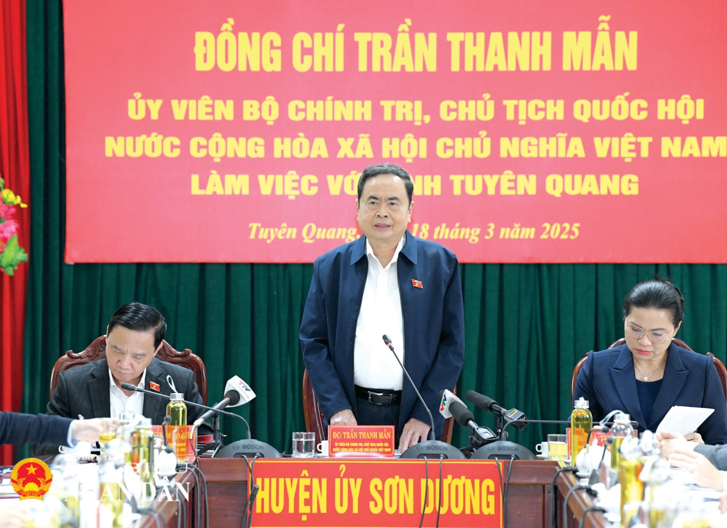 1-137.jpg