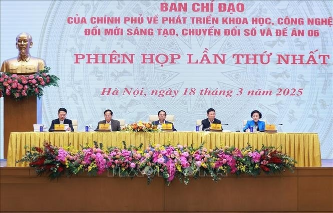 Thủ tướng Phạm Minh Chính chủ trì phiên họp. Ảnh: Dương Giang/TTXVN