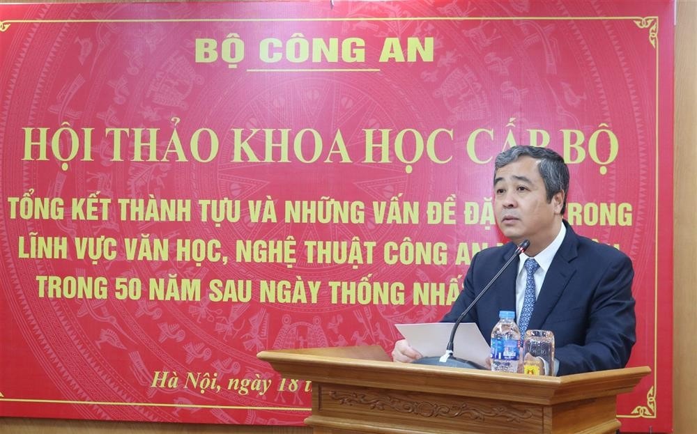 hai-hoi-thao.jpg