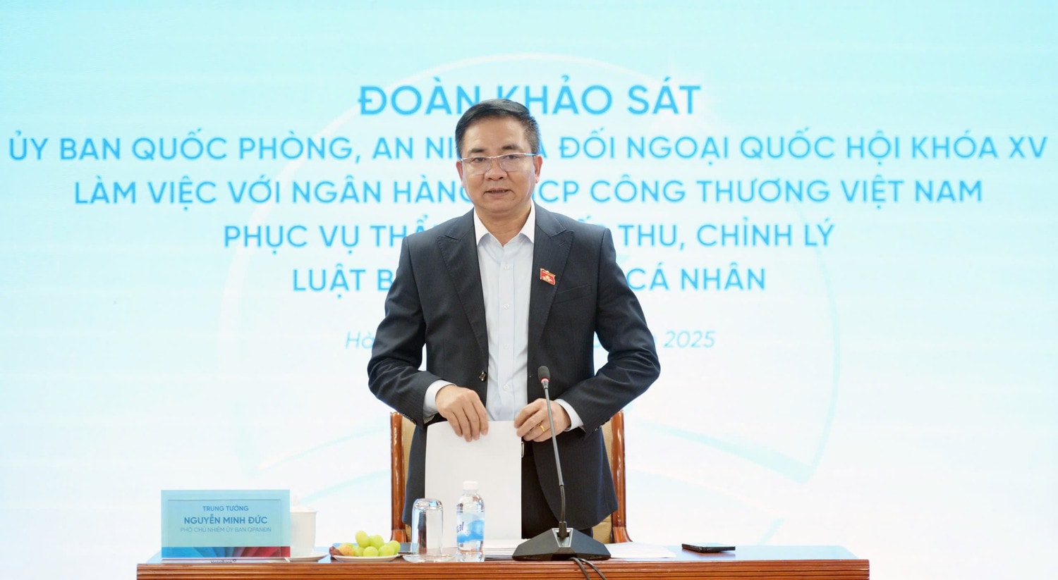 Phó Chủ nhiệm Ủy ban Quốc phòng, An ninh và Đối ngoại, Trung tướng Nguyễn Minh Đức phát biểu tại cuộc làm việc