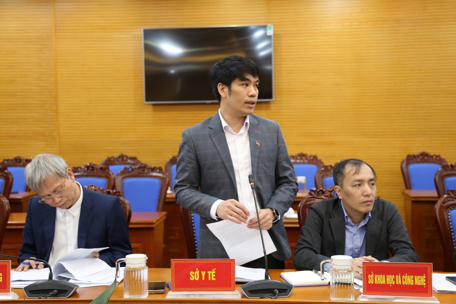 180320250636-dai-dien-so-y-te-phat-bieu.jpg