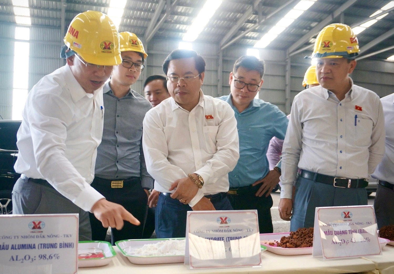 Đoàn công tác Ủy ban Khoa học, Công nghệ và Môi trường khảo sát thực địa tại khu vực Nhà máy Alumin Nhân Cơ (Đắk Nông)