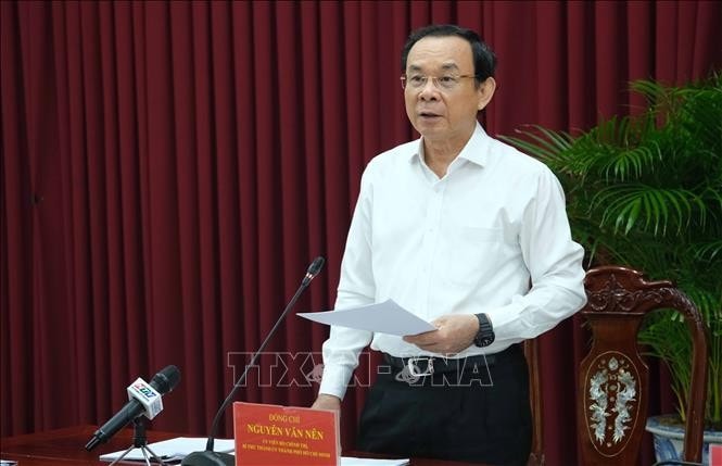 Ủy viên Bộ Chính trị, Bí thư Thành ủy Thành phố Hồ Chí Minh Nguyễn Văn Nên, Trưởng Đoàn kiểm tra, phát biểu tại hội nghị