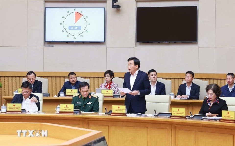 Bộ trưởng, Chủ nhiệm Văn phòng Chính phủ Trần Văn Sơn phát biểu. Ảnh: Dương Giang/TTXVN