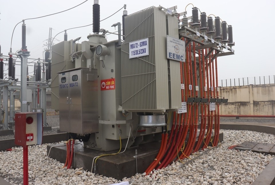 may-bien-ap-110kv-tba-110kv-yen-bai-2-vua-moi-lap-dat-duoc-ket-noi-trung-tam-dieu-khien-xa-khu-vuc-dam-bao-dua-vao-van-hanh-theo-che-do-khong-nguoi-truc-tu-dau-thang-32025.jpg