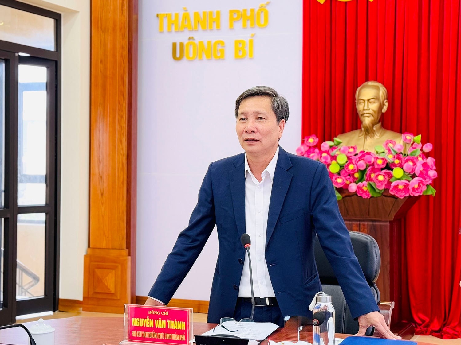 Phó Chủ tịch Thường trực UBND TP. Uông Bí Nguyễn Văn Thành phát biểu kết luận cuộc họp triển khai kế hoạch tổ chức giải. Nguồn: uongbi.gov.vn