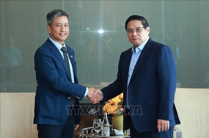 Thủ tướng Phạm Minh Chính tiếp ông Kulachet Dharachandra, Tổng giám đốc Công ty TNHH hóa dầu Long Sơn (Thái Lan). Ảnh: Dương Giang/TTXVN