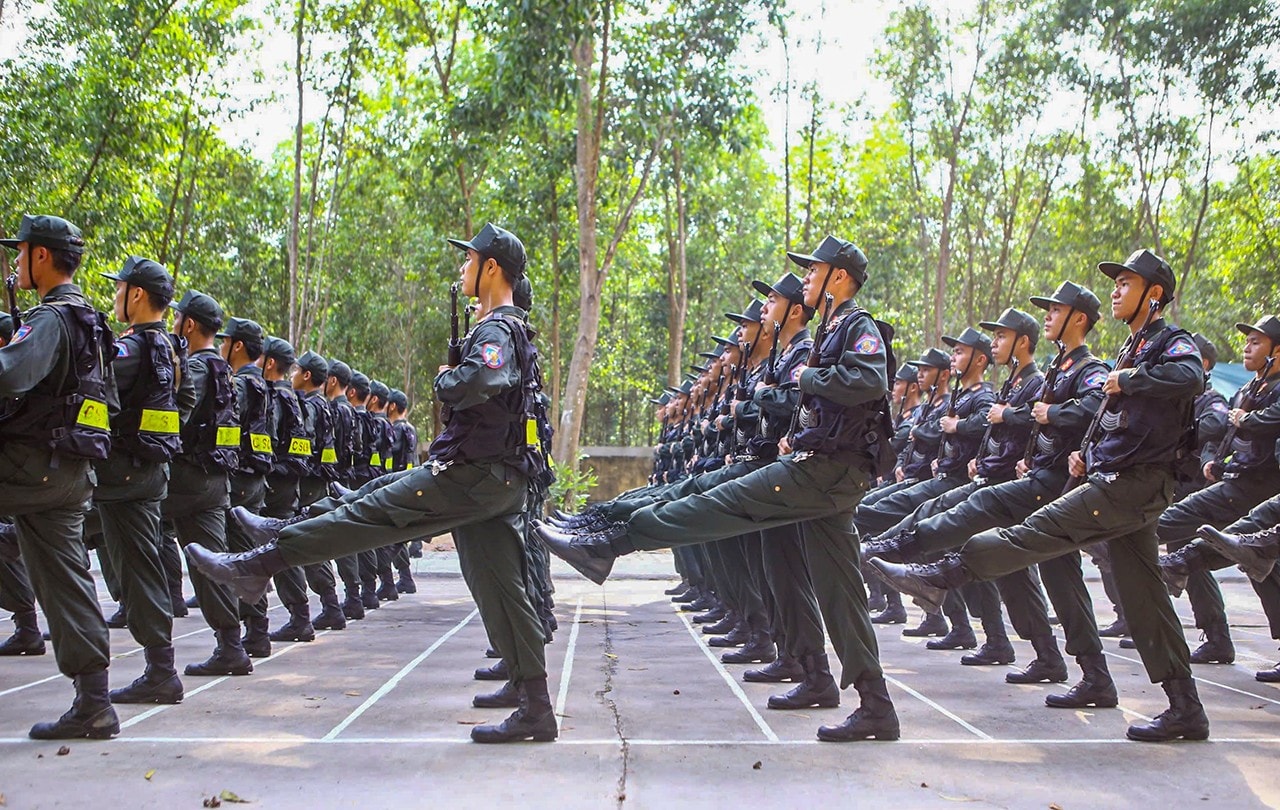 3-8104.jpg