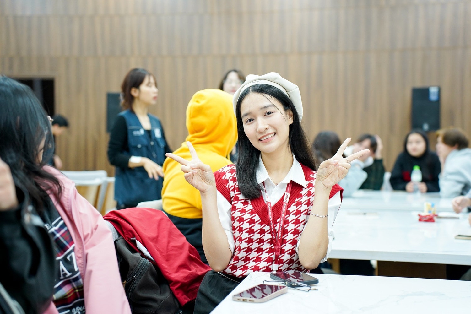 Sinh viên Trường Đại học Văn hóa Hà Nội tham gia Hội thảo tại trường (Ảnh: FBNT)