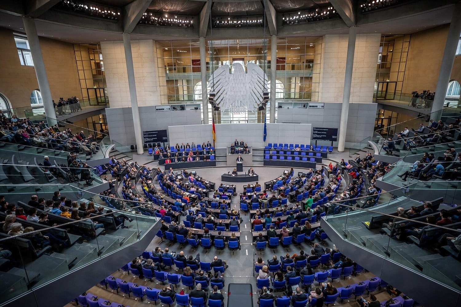 4330090-wahlen-diese-abgeordneten-aus-franken-sind-im-neuen-bundestag-vertreten-noscale-1dlt7o-rvewqa.jpg