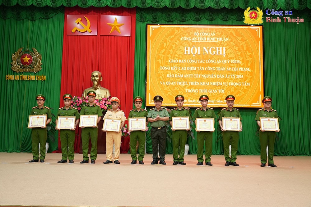 Các tập thể, cá nhân được nhận bằng khen của Chủ tịch UBND tỉnh Bình Thuận