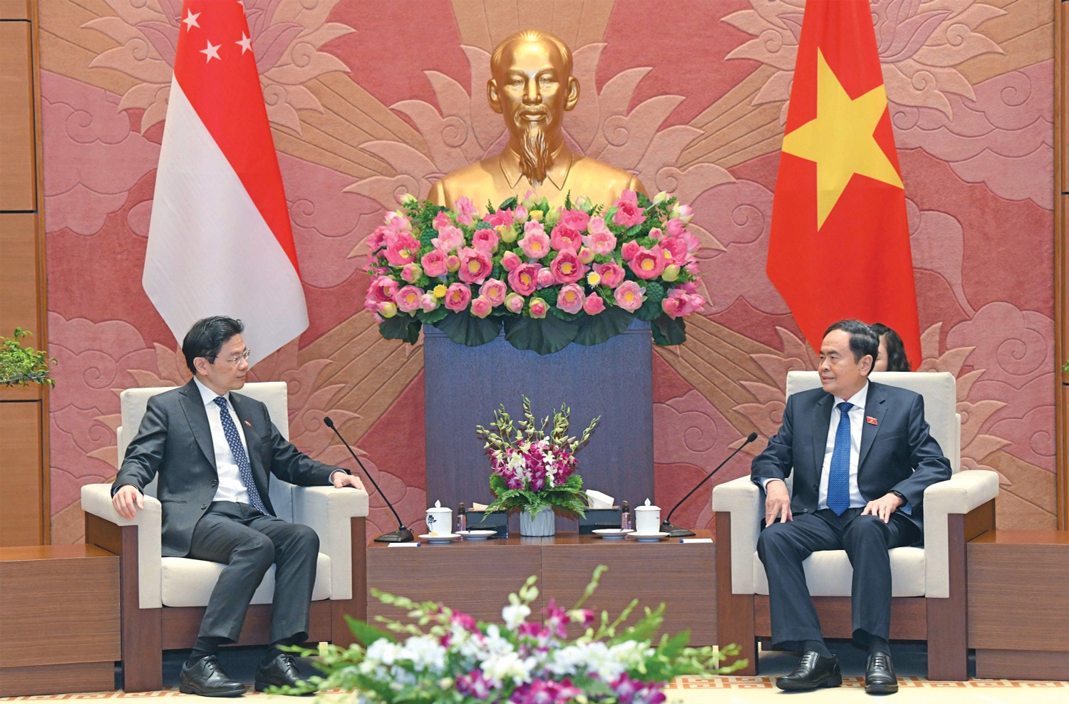 Chủ tịch Quốc hội Trần Thanh Mẫn hội kiến Thủ tướng Cộng hòa Singapore Lawrence Wong. Ảnh: Lâm Hiển