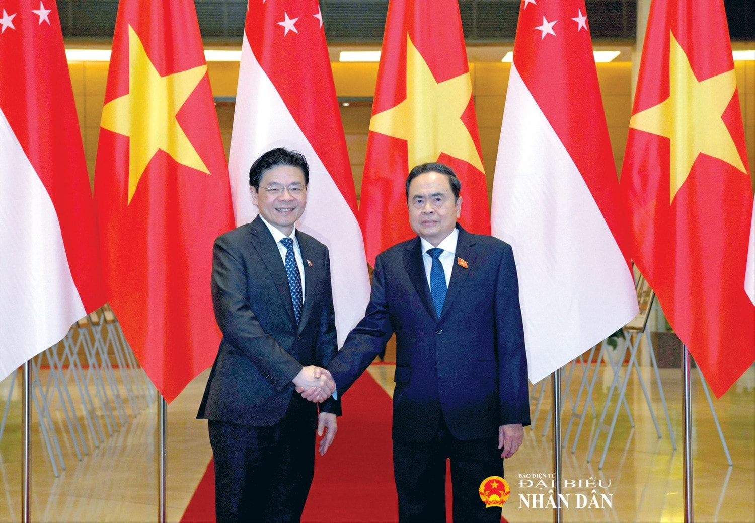 Chủ tịch Quốc hội Trần Thanh Mẫn và Thủ tướng Singapore Lawrence Wong tại Nhà Quốc hội. Ảnh: Lâm Hiển