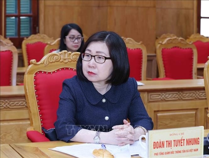 Phó Tổng Giám đốc TTXVN Đoàn Thị Tuyết Nhung tham dự buổi làm việc. Ảnh: Phương Hoa/TTXVN
