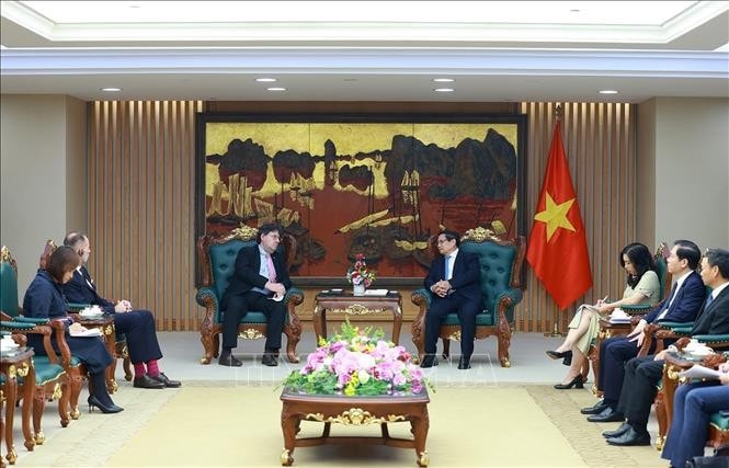 Thủ tướng Phạm Minh Chính tiếp Đại sứ Cộng hòa Áo tại Việt Nam Philippo Agathonos. Ảnh: Dương Giang/TTXVN
