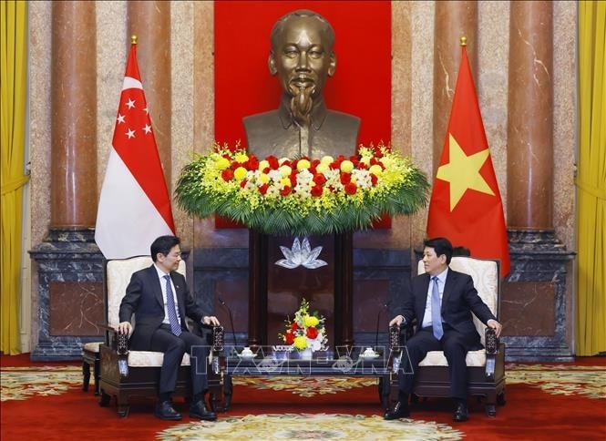 Chủ tịch nước Lương Cường tiếp Thủ tướng Singapore Lawrence Wong. Ảnh: Lâm Khánh/TTXVN