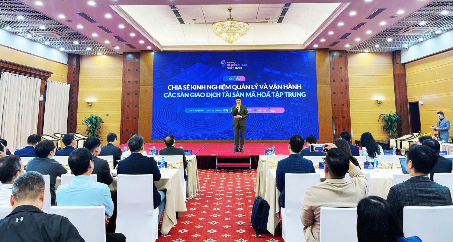 Toàn cảnh hội thảo