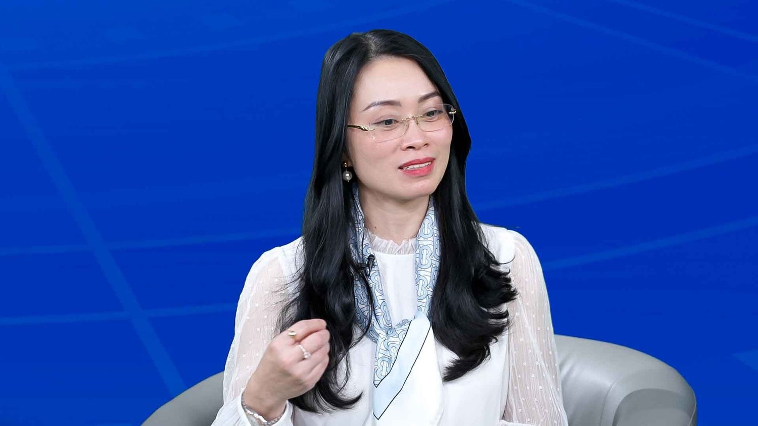 2-ba-nguyen-quynh-anh-6.jpg