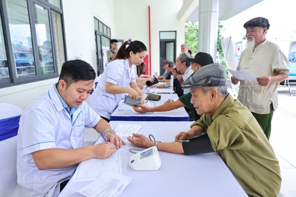 Công tác khám bệnh, chữa bệnh cho Nhân dân Thủ đô không ngừng được nâng cao cả về chất và lượng. Ảnh: P.V