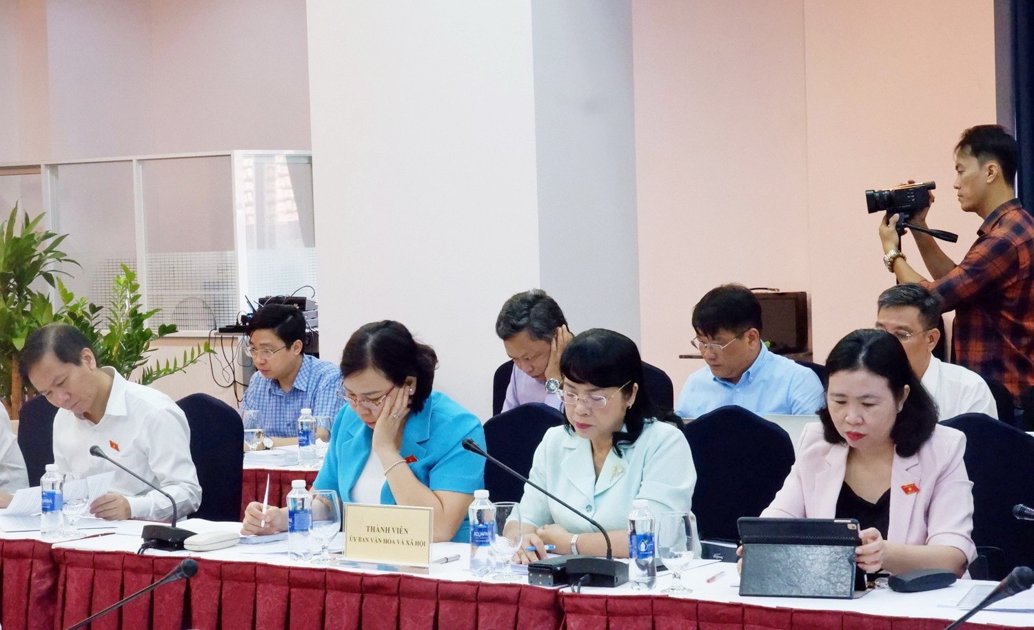 Các đại biểu tham dự hội thảo